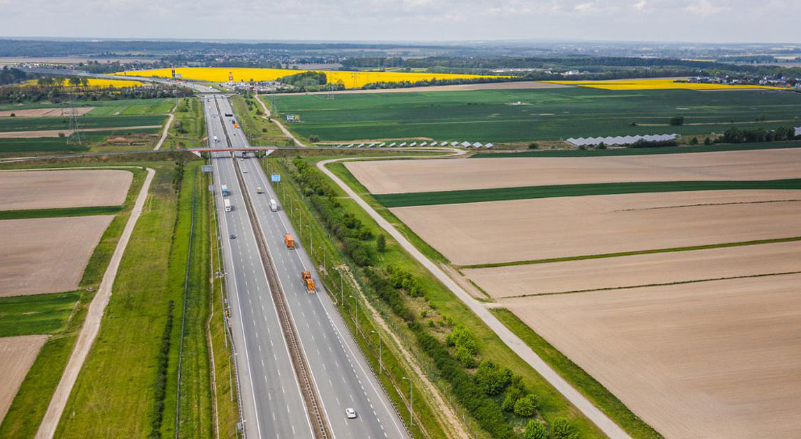 Autostrada A1 w województwie śląskim widziana z lotu ptaka