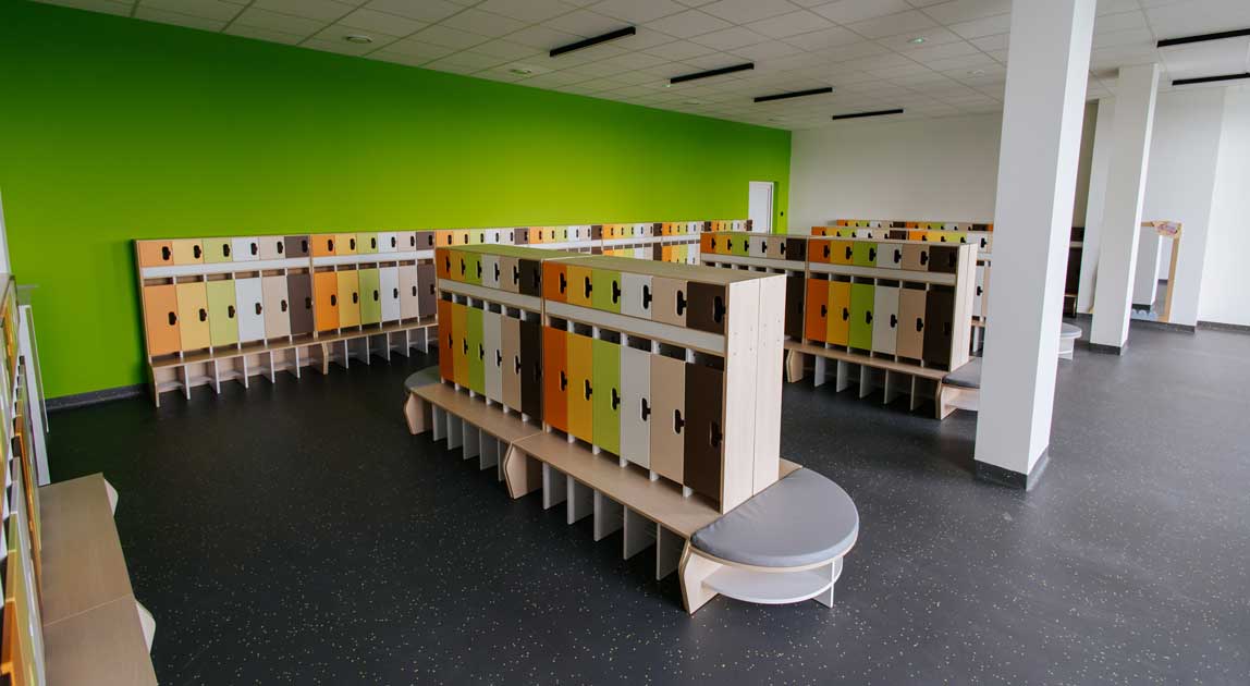 Szatnia w kompleksie edukacyjnym w Maszewie