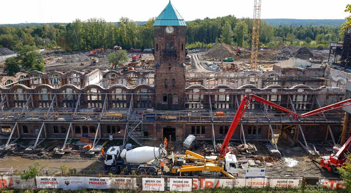 Rewitalizacja szybu Pułaski – prace przy zabytkowej wieży wyciągowej dawnej kopalni Wieczorek