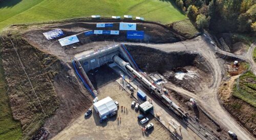 TBM Kinga – drążenie tunelu ewakuacyjnego na trasie Podłęże–Piekiełko