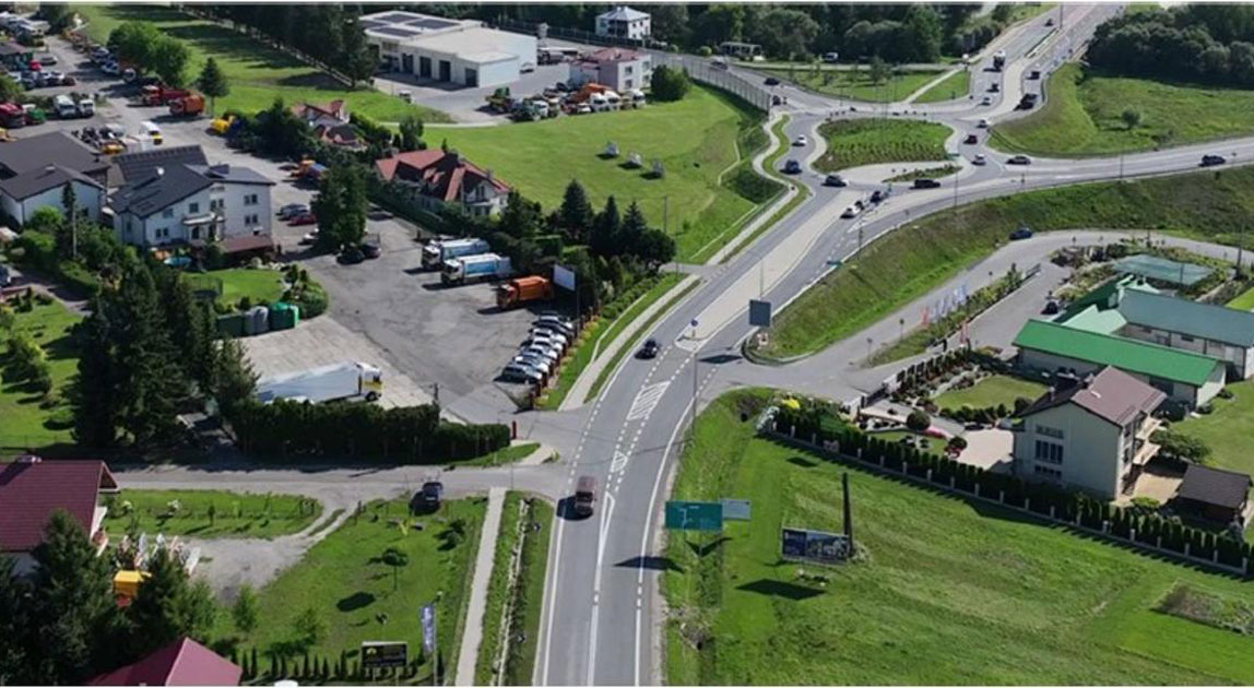 Droga krajowa nr 28 na obszarze objętym planowaną rozbudową między Długiem a Sanokiem