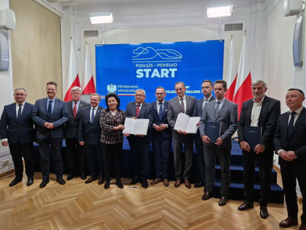 Zdjęcie: Magdalena Janus, PKP Polskie Linie Kolejowe S.A., www.plk-sa.plZdjęcie: Magdalena Janus, PKP Polskie Linie Kolejowe S.A., www.plk-sa.pl